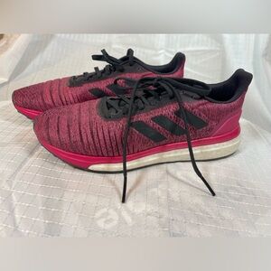 Never worn hot pink Adidas size 8